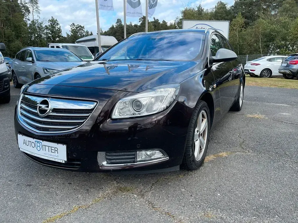 Gebraucht Opel Insignia Innovation 160 PS (117 kW) 2013 Braun Kombi