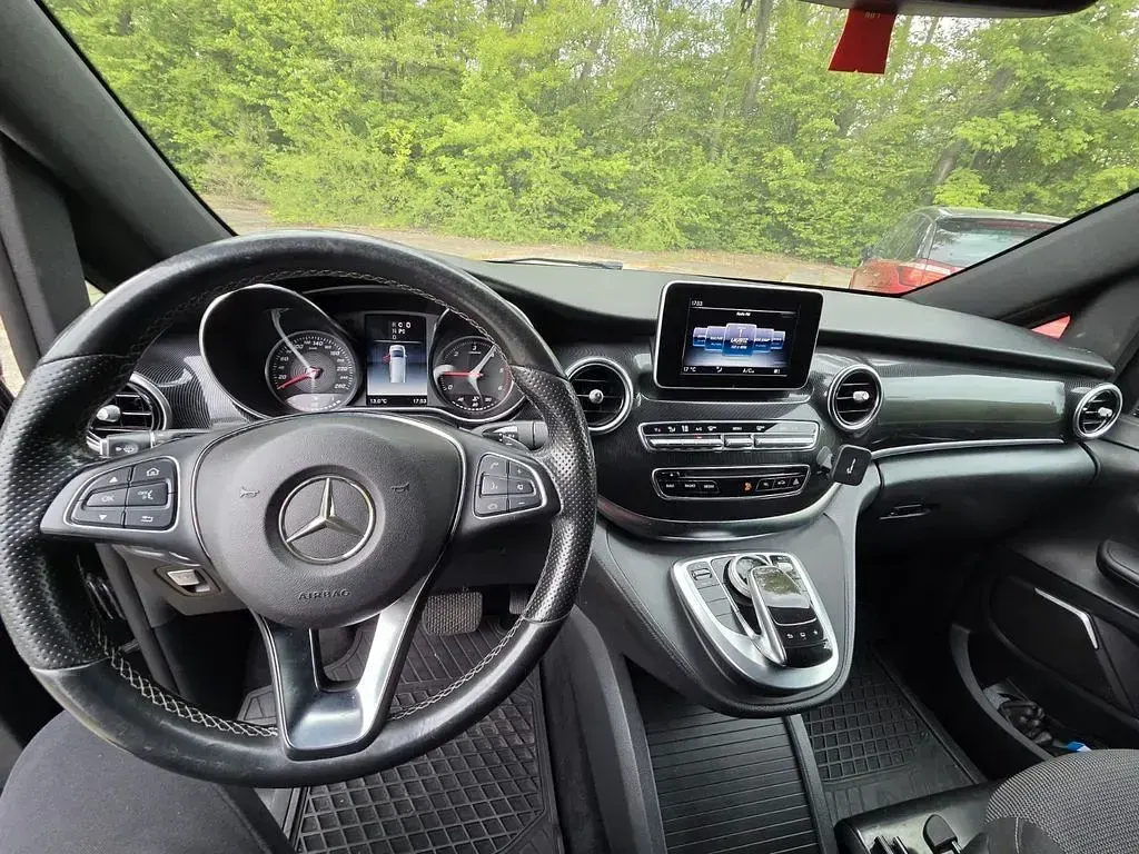 Gebraucht Mercedes V250 Edition 190 PS (139 kW) 2014 Schwarz Van / Kleinbus