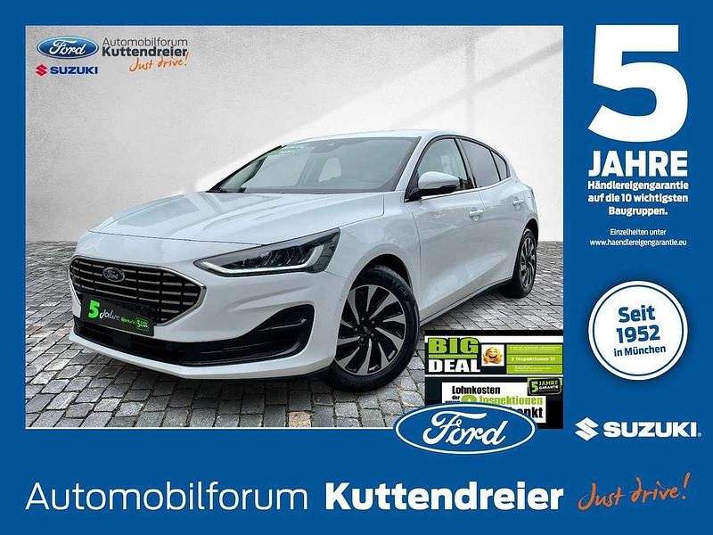 Frost weiss Gebraucht 2024 Ford Focus Titanium Limousine | 17.980 € (Superpreis) - Bild 1/3
