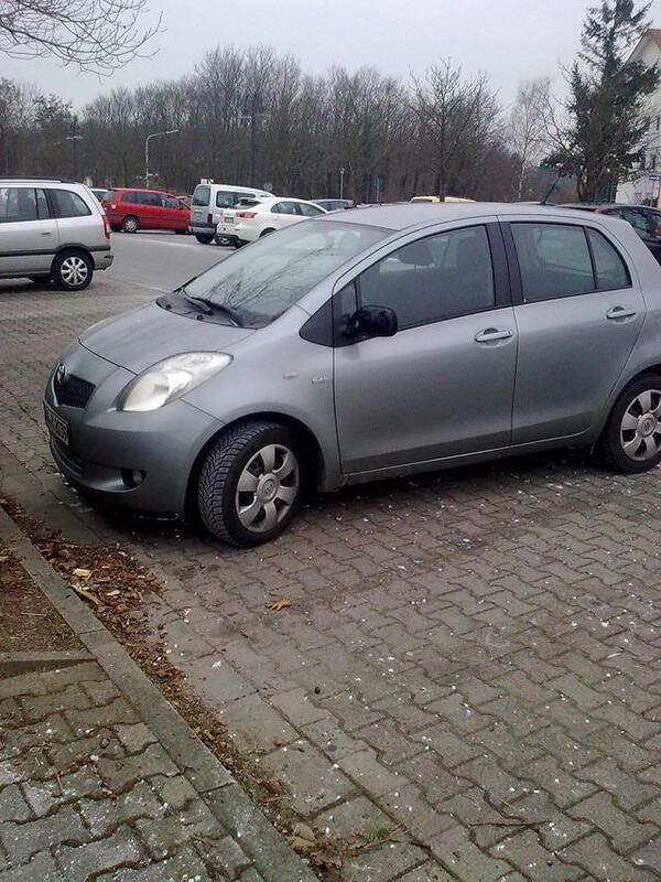 Gebraucht Toyota Yaris 90 PS (66 kW) 2008 Grau metallic Limousine
