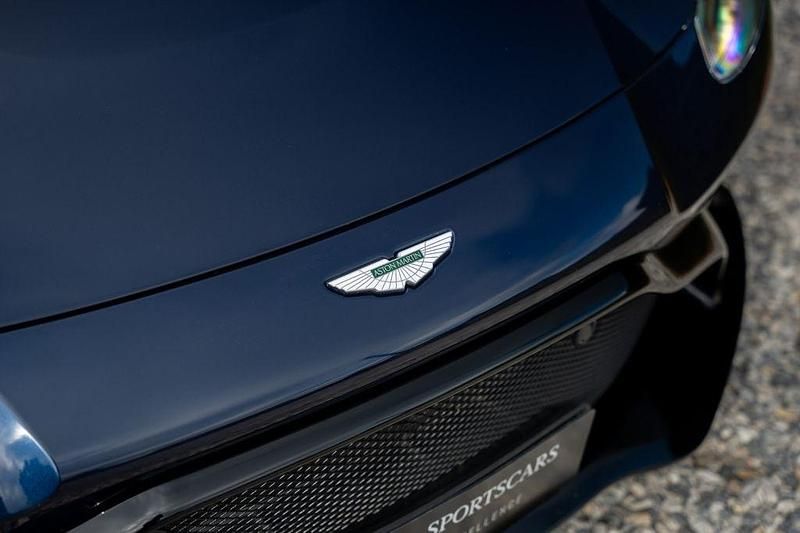 Gebraucht Aston Martin V8 Vantage 510 PS (375 kW) 2020 Blau Coupé