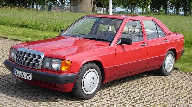Rot Gebraucht 1989 Mercedes 190 Limousine | 14.300 € - Bild 1/4