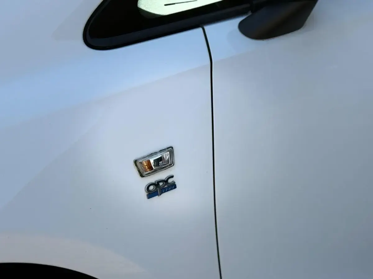 Gebraucht Opel Corsa Color Edition 101 PS (74 kW) 2018 Weiß Kleinwagen