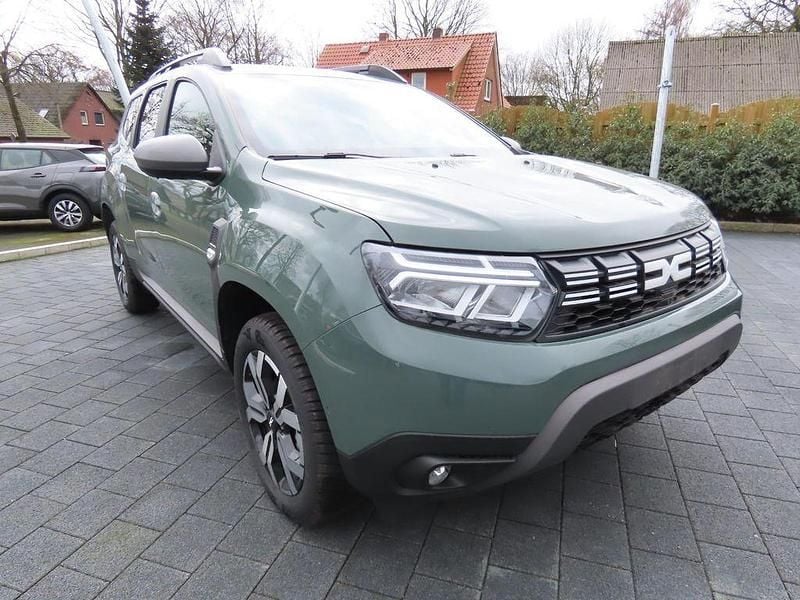 Grün Gebraucht 2024 Dacia Duster Journey Limousine | 22.990 € (Guter Preis) - Bild 1/4