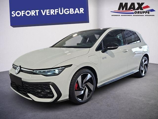 Neu VW Golf GTE 272 PS (200 kW) 2025 Weiß Limousine