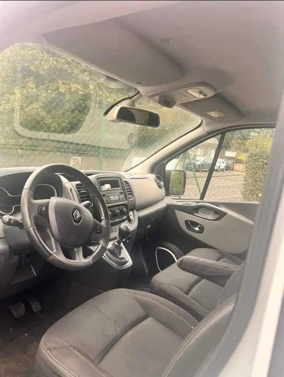 Occasion Renault Traffic 149 ch (109 kW) 2016 Blanc Monospace