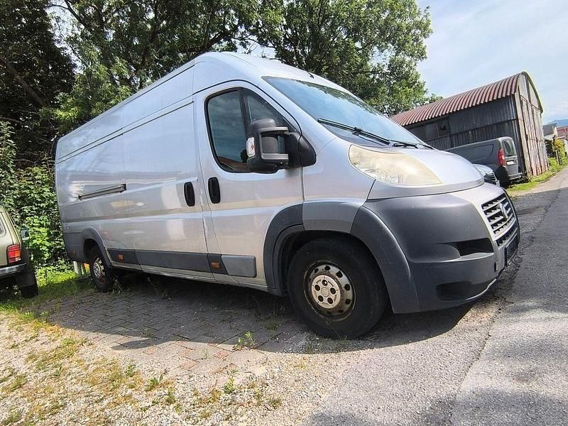 Schwarz Gebraucht 2012 Fiat Ducato Van | 3.490 € - Bild 1/4