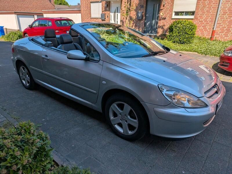 Silber Gebraucht 2005 Peugeot 307 CC Cabrio | 1.000 € (Guter Preis) - Bild 1/4