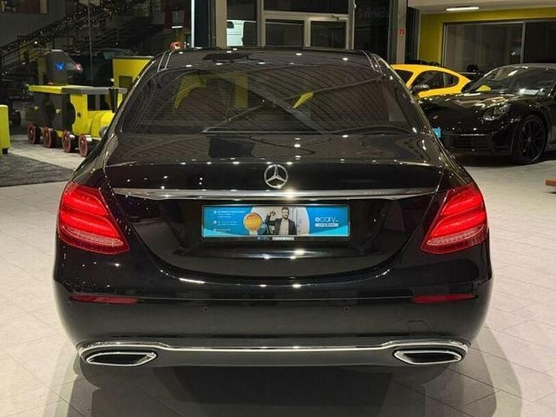 Gebraucht Mercedes E400 340 PS (250 kW) 2018 Schwarz/baltic black Limousine