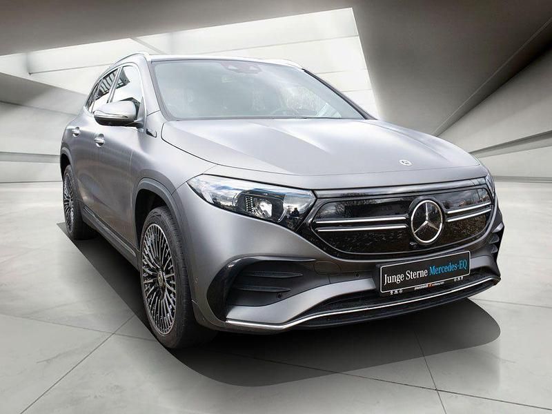 Gebraucht Mercedes EQA250+ AMG 139 kW (190 PS) 2022 Grau SUV