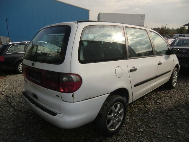 Gebraucht Ford Galaxy Ambiente 110 PS (80 kW) 1999 Weiß Van / Kleinbus