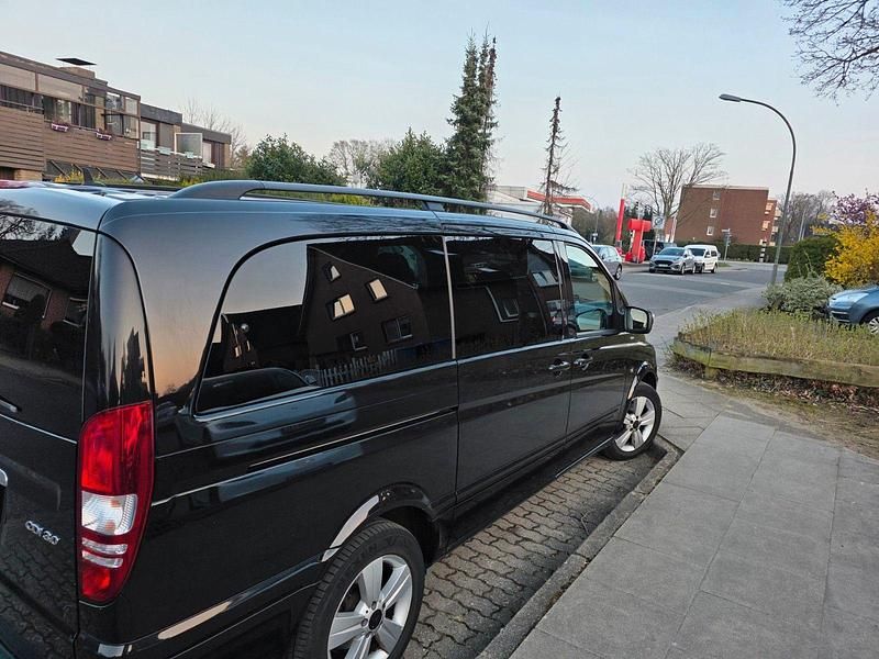 Gebraucht Mercedes Viano 224 PS (164 kW) 2010 Schwarz Van / Kleinbus