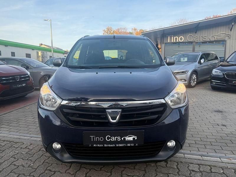 Blau Gebraucht 2015 Dacia Lodgy Celebration Van / Kleinbus | 7.499 € (Fairer Preis) - Bild 1/4