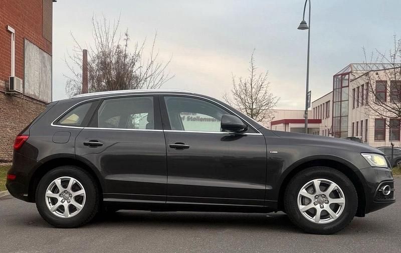 Gebraucht Audi Q5 S-Line 190 PS (139 kW) 2016 Grau SUV
