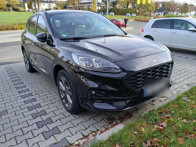 Schwarz Gebraucht 2022 Ford Kuga ST-Line SUV | 21.750 € (Superpreis) - Bild 1/4