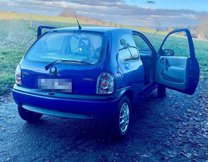 Gebraucht Opel Corsa 45 PS (33 kW) 1997 Blau Limousine