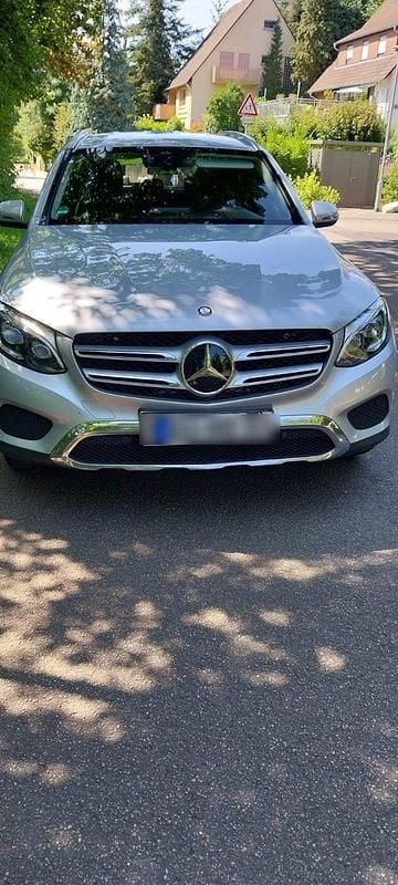 Silber Gebraucht 2016 Mercedes GLC220 SUV | 26.500 € (Guter Preis) - Bild 1/4