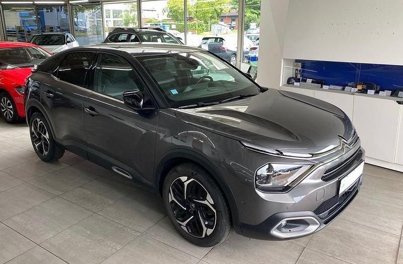 Grau Gebraucht 2022 Citroën C4 Shine SUV | 16.490 € (Fairer Preis) - Bild 1/4