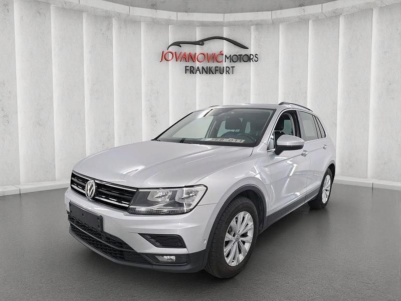 Silber Gebraucht 2019 VW Tiguan Comfortline SUV | 15.700 € (Guter Preis) - Bild 1/4