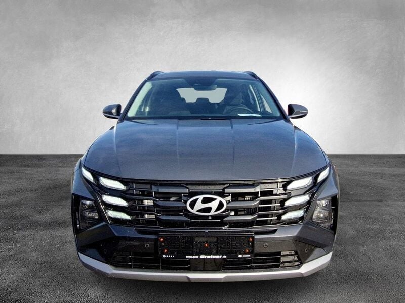 Neu Hyundai Tucson Select 136 PS (100 kW) 2025 5 türen SUV