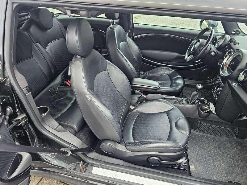 Gebraucht Mini Cooper S Clubman 184 PS (135 kW) 2011 Midnight black metallic Kombi