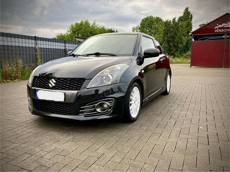 Gebraucht Suzuki Swift Sport 136 PS (100 kW) 2013 Schwarz Kleinwagen