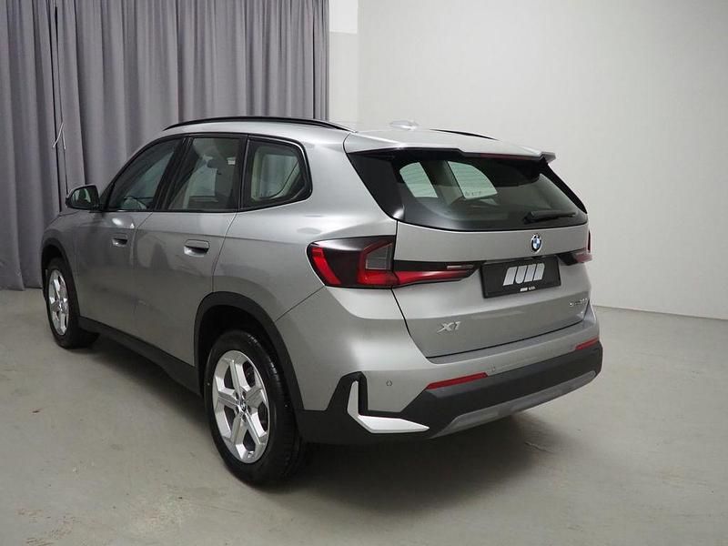Gebraucht BMW X1 156 PS (114 kW) 2024 Silber SUV