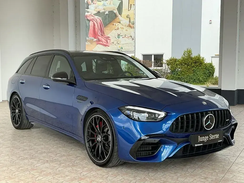 Gebraucht Mercedes C63 AMG Premium Plus 476 PS (350 kW) 2024 Metalliclack spektralblau Kombi