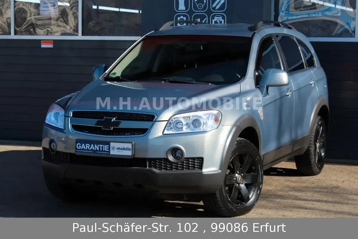 Używany Chevrolet Captiva LS 150 KM (110 kW) 2010 Szary SUV