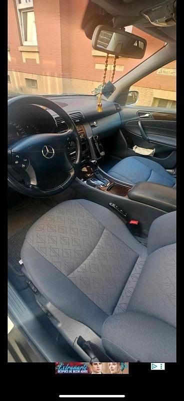 Silber Gebraucht 2002 Mercedes C200 Limousine | 1.500 € (Superpreis) - Bild 1/4