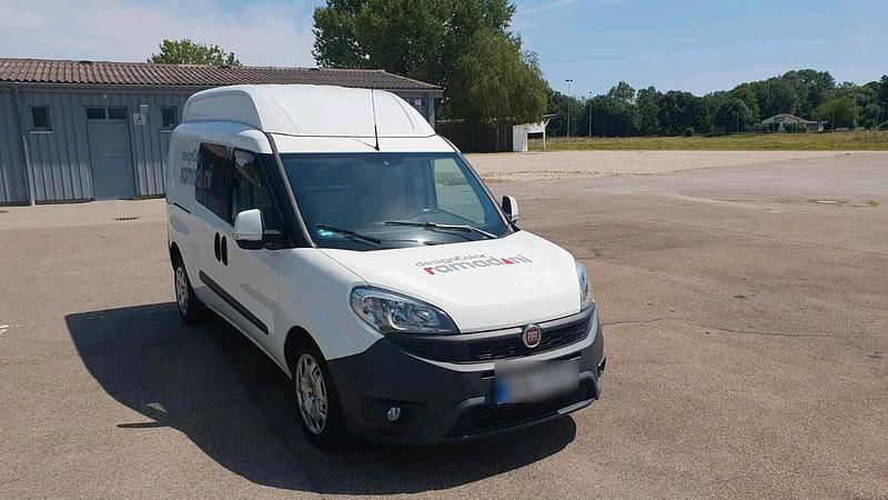 Gebraucht Fiat Doblò 101 PS (74 kW) 2015 Weiß Van / Kleinbus