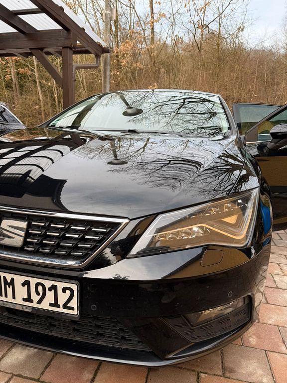 Gebraucht Seat Leon XCELLENCE 150 PS (110 kW) 2019 Schwarz Limousine