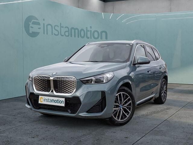 Gebraucht BMW iX1 Sport Line 150 kW (204 PS) 2023 Grün SUV