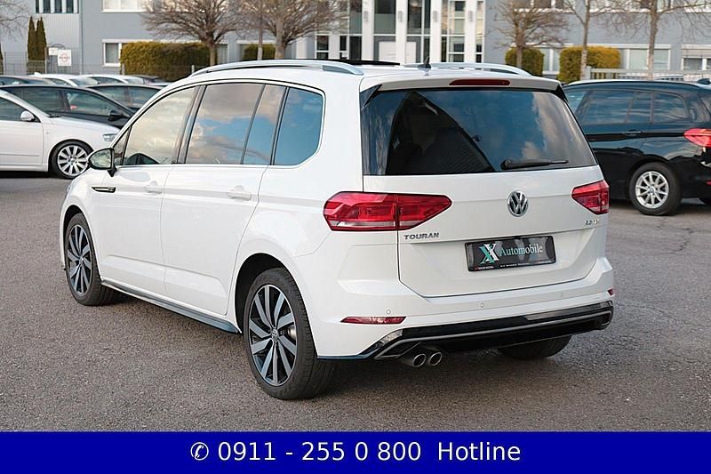 Gebraucht VW Touran Highline 190 PS (139 kW) 2016 Weiß Van / Kleinbus