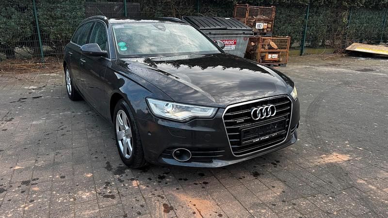 Gebraucht Audi A6 204 PS (150 kW) 2013 Grau Kombi