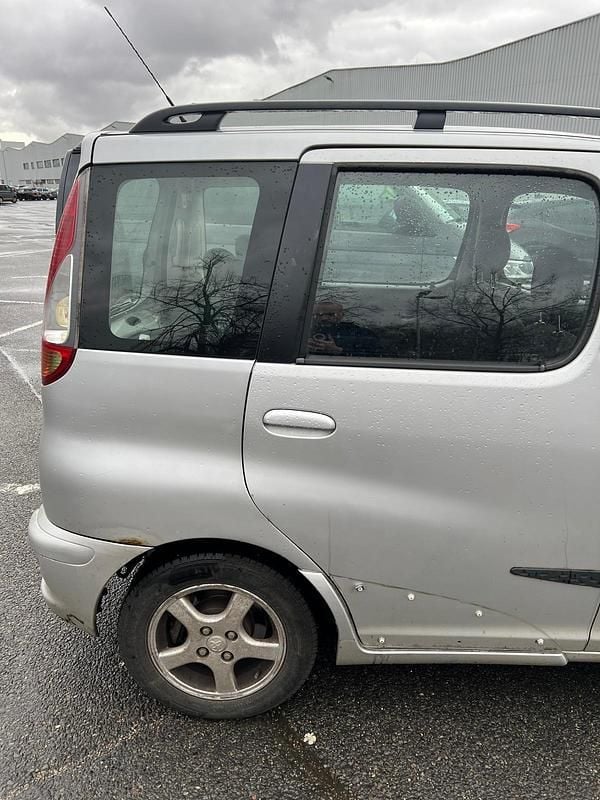 Gebraucht Toyota Yaris Sol 67 PS (49 kW) 2004 Grau Kleinwagen