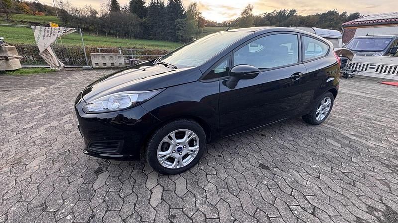 Gebraucht Ford Fiesta SYNC Edition 82 PS (60 kW) 2013 Schwarz Kleinwagen