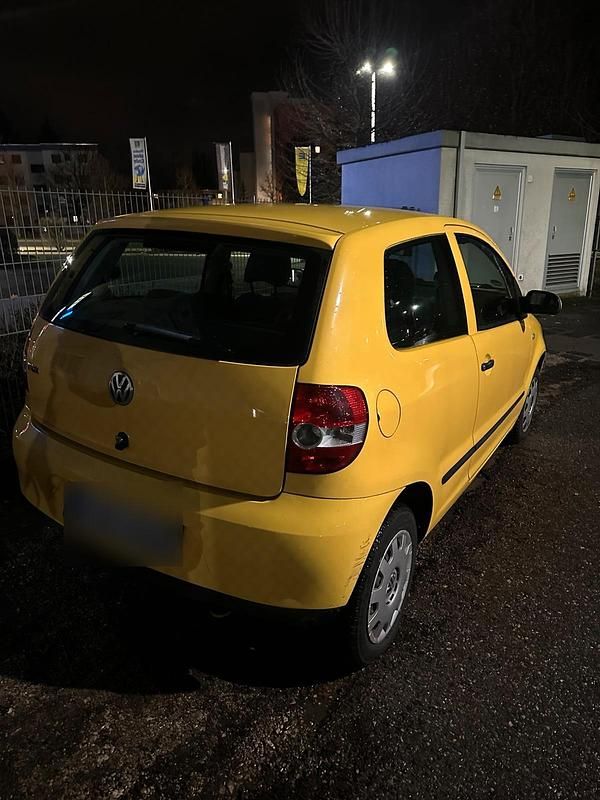 Gebraucht VW Fox 55 PS (40 kW) 2005 Gelb Kleinwagen