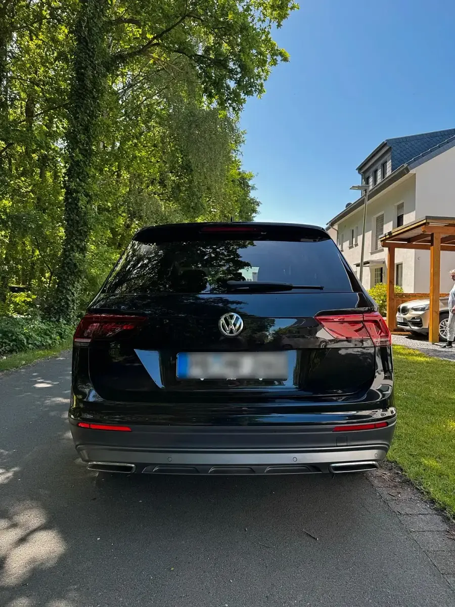 Gebraucht VW Tiguan Allspace United 190 PS (139 kW) 2021 Schwarz SUV