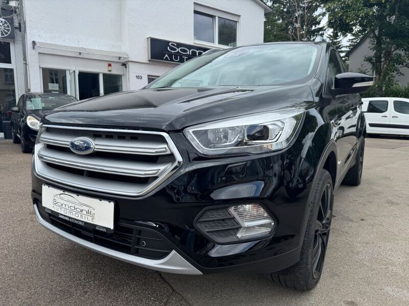 Schwarz Gebraucht 2017 Ford Kuga Cool & Connect SUV | 18.850 € (Fairer Preis) - Bild 1/4