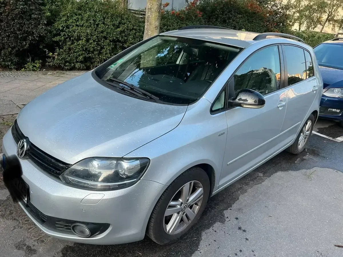 Gebraucht VW Golf VI 105 PS (77 kW) 2012 Silber Limousine