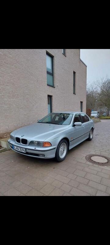 Silber Gebraucht 1997 BMW 535 Limousine | 8.599 € (Fairer Preis) - Bild 1/4