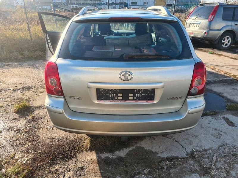 Gebraucht 2006 Toyota Avensis Sol Kombi | 1.800 € (Superpreis) - Bild 1/3