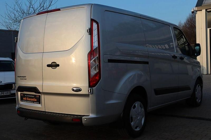Gebraucht Ford Transit Custom 131 PS (96 kW) 2020 Silber Limousine