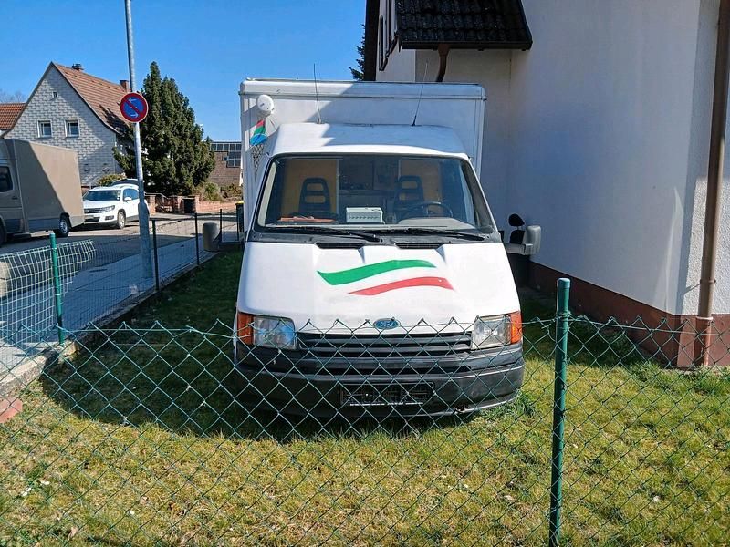 Second-hand Ford Transit 82 CP (60 kW) 1996 Monovolum