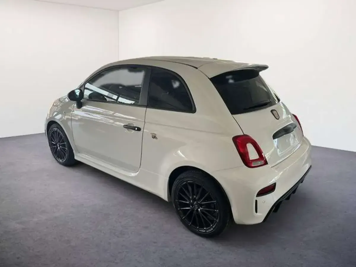 Usata Abarth 595 165 CV (121 kW) 2024 Bianco Utilitaria