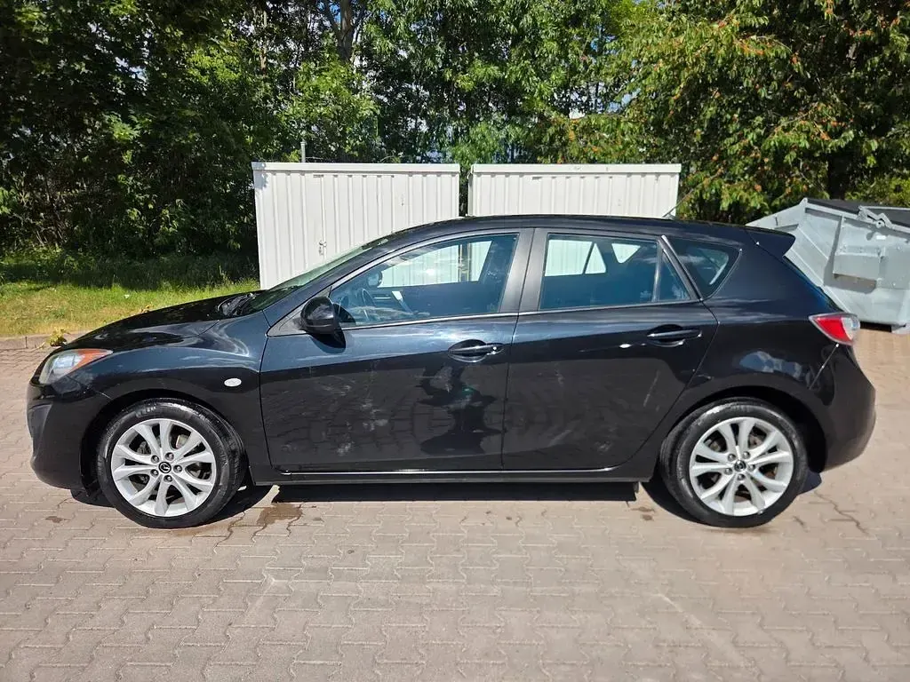 Gebraucht Mazda 3 Edition 105 PS (77 kW) 2012 Schwarz Limousine