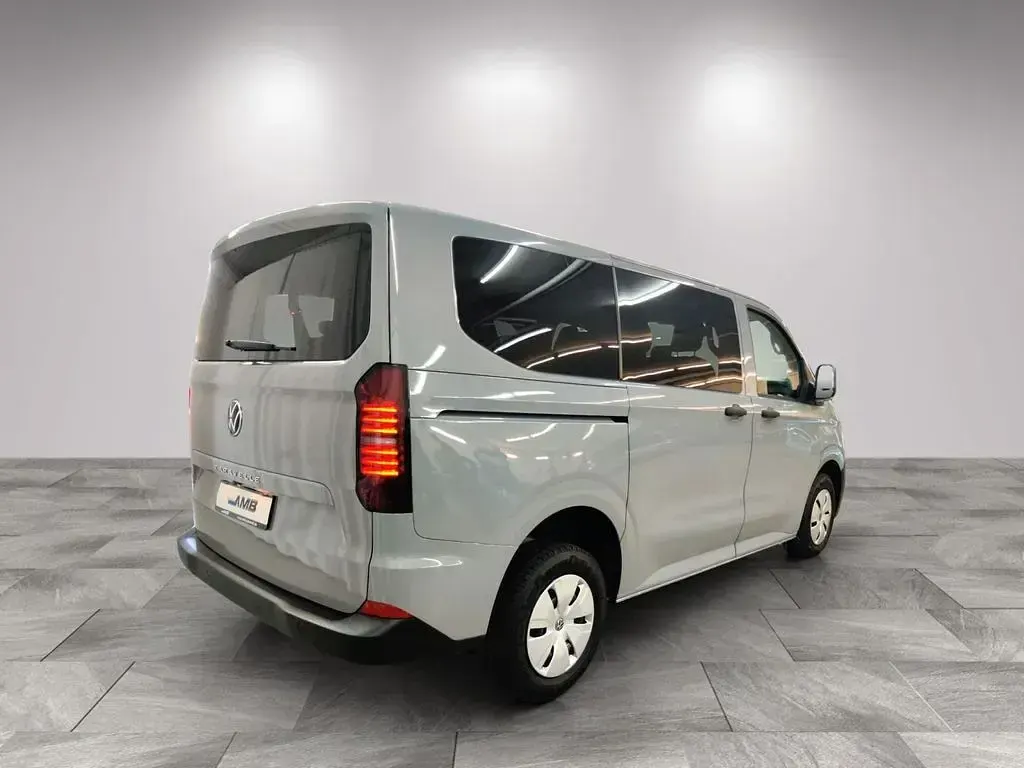 Gebraucht VW Caravelle 150 PS (110 kW) 2025 Stone grey Van