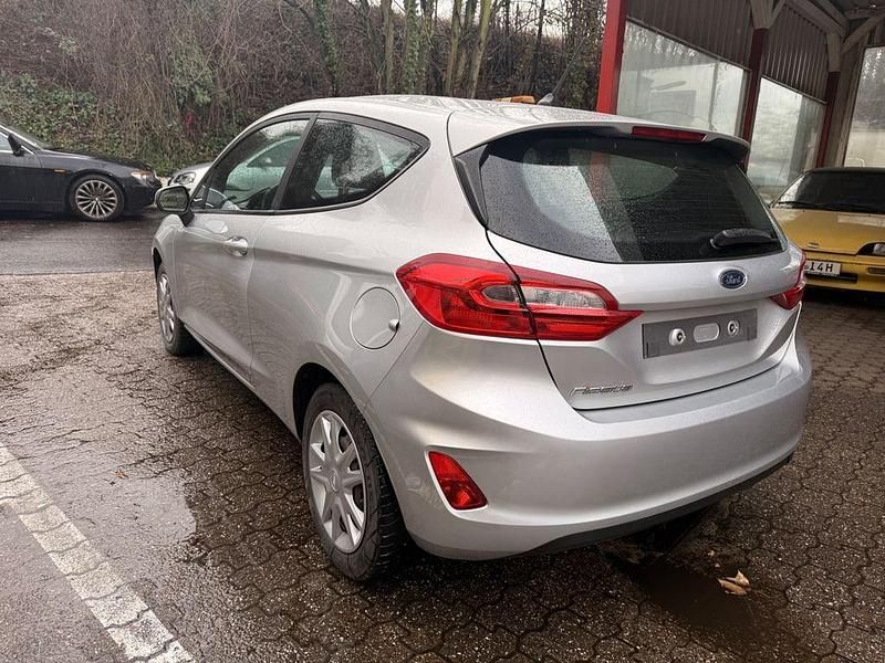 Gebraucht Ford Fiesta Trend 71 PS (52 kW) 2018 Silber Kleinwagen