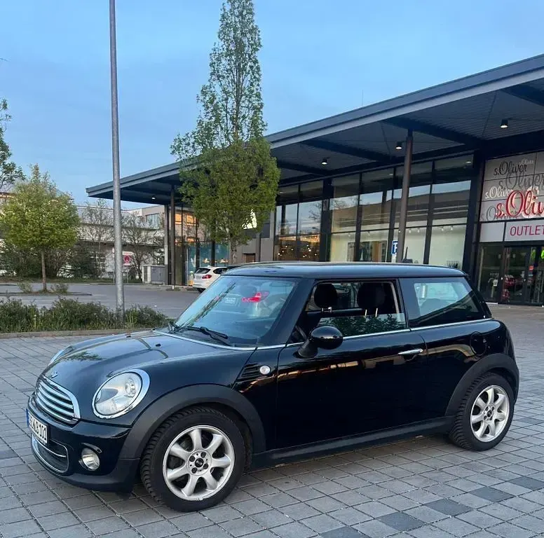 Second-hand Mini Cooper 122 CP (89 kW) 2012 Negru Hatchback